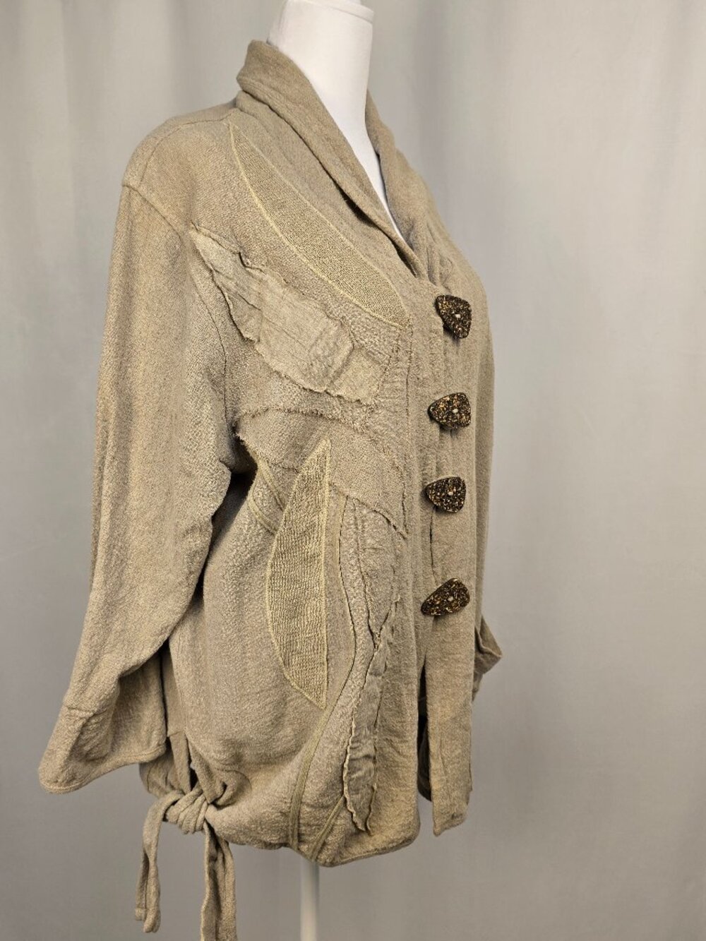 Zele Made in Europe Crushed Linen Jacket with Wooden Buttons